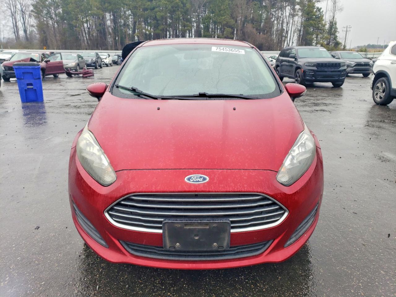 2016 FORD Fiesta