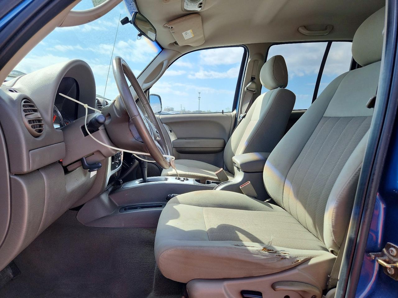2006 JEEP Liberty