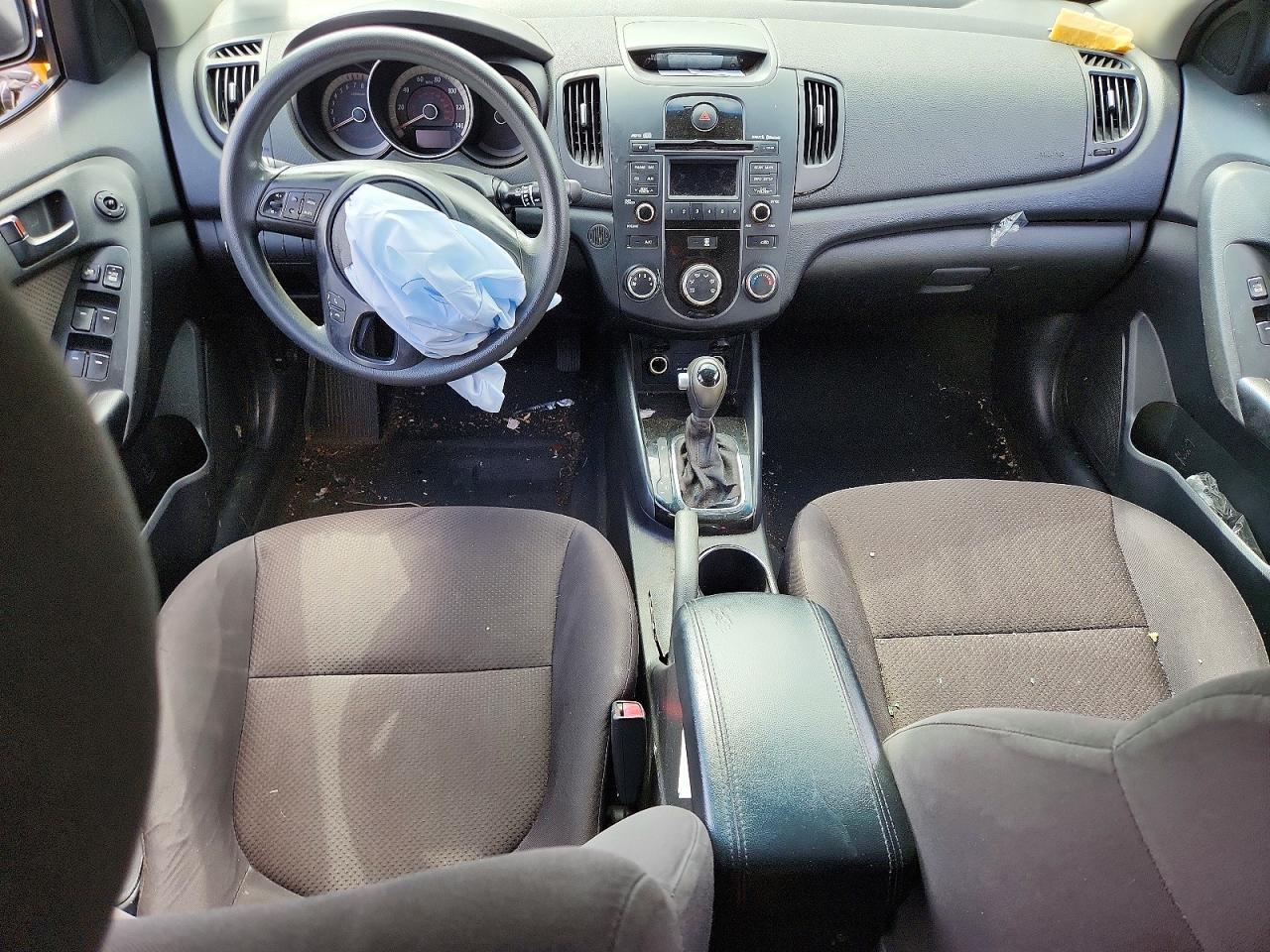 2011 KIA FORTE