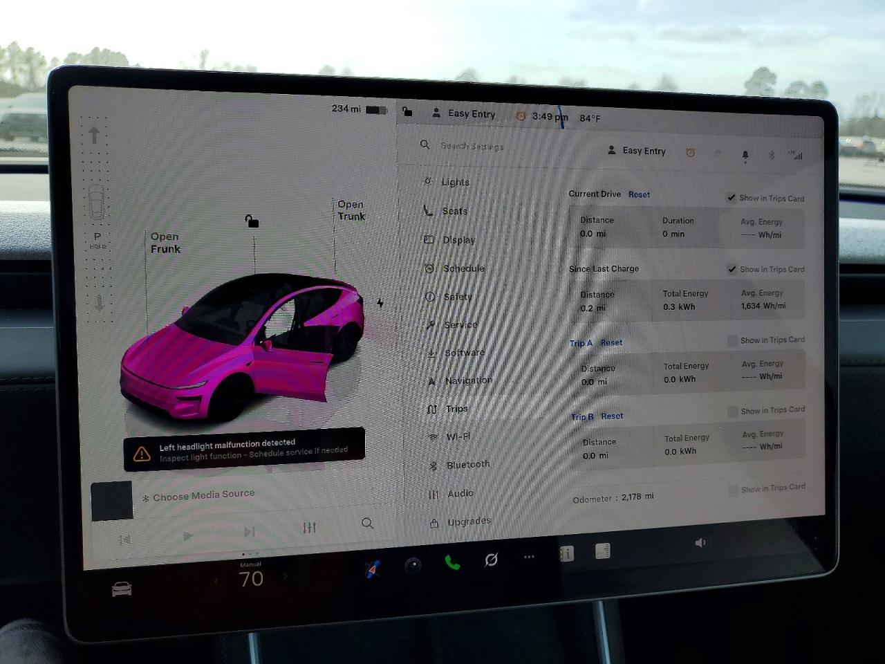 2026 TESLA MODEL Y