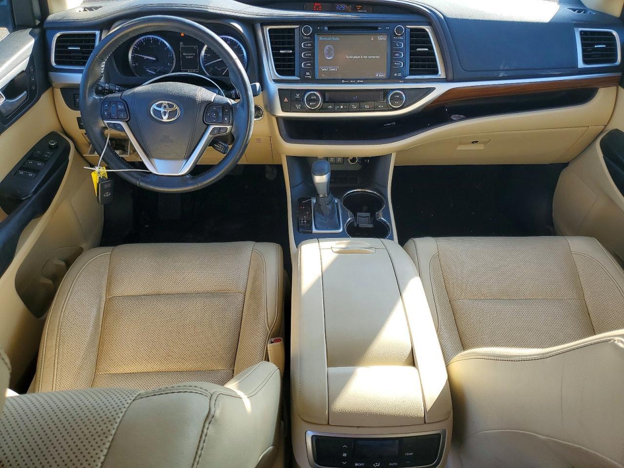 2017 TOYOTA HIGHLANDER