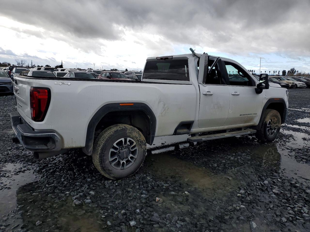 2024 GMC Sierra