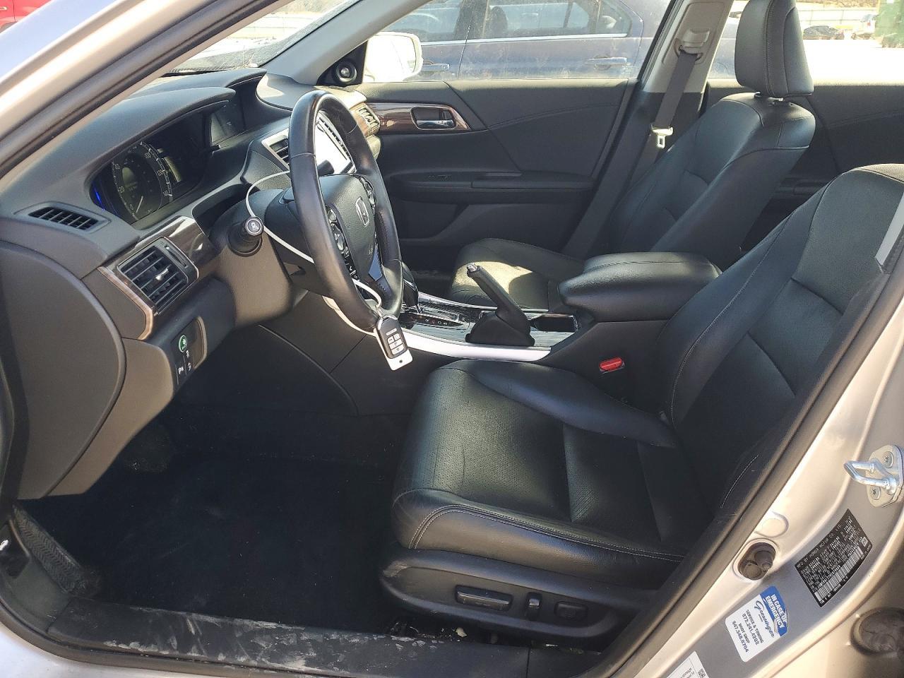 2017 HONDA ACCORD