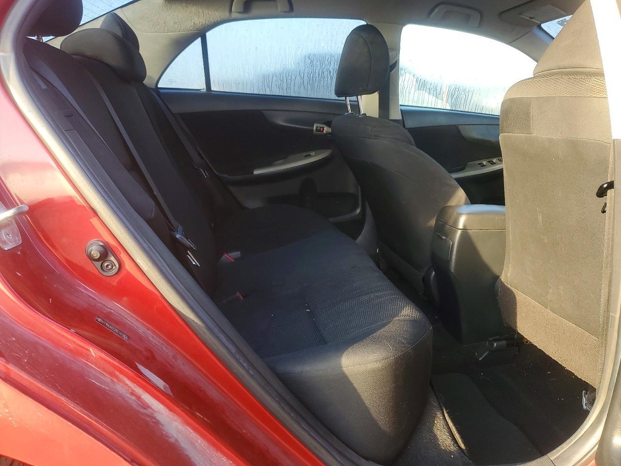 2011 TOYOTA COROLLA