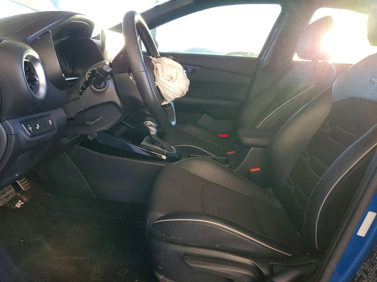 2022 KIA FORTE