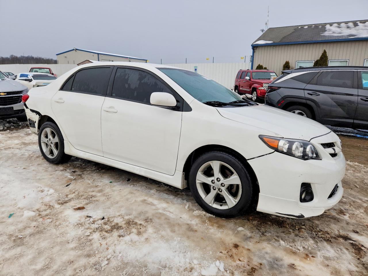 2013 TOYOTA COROLLA