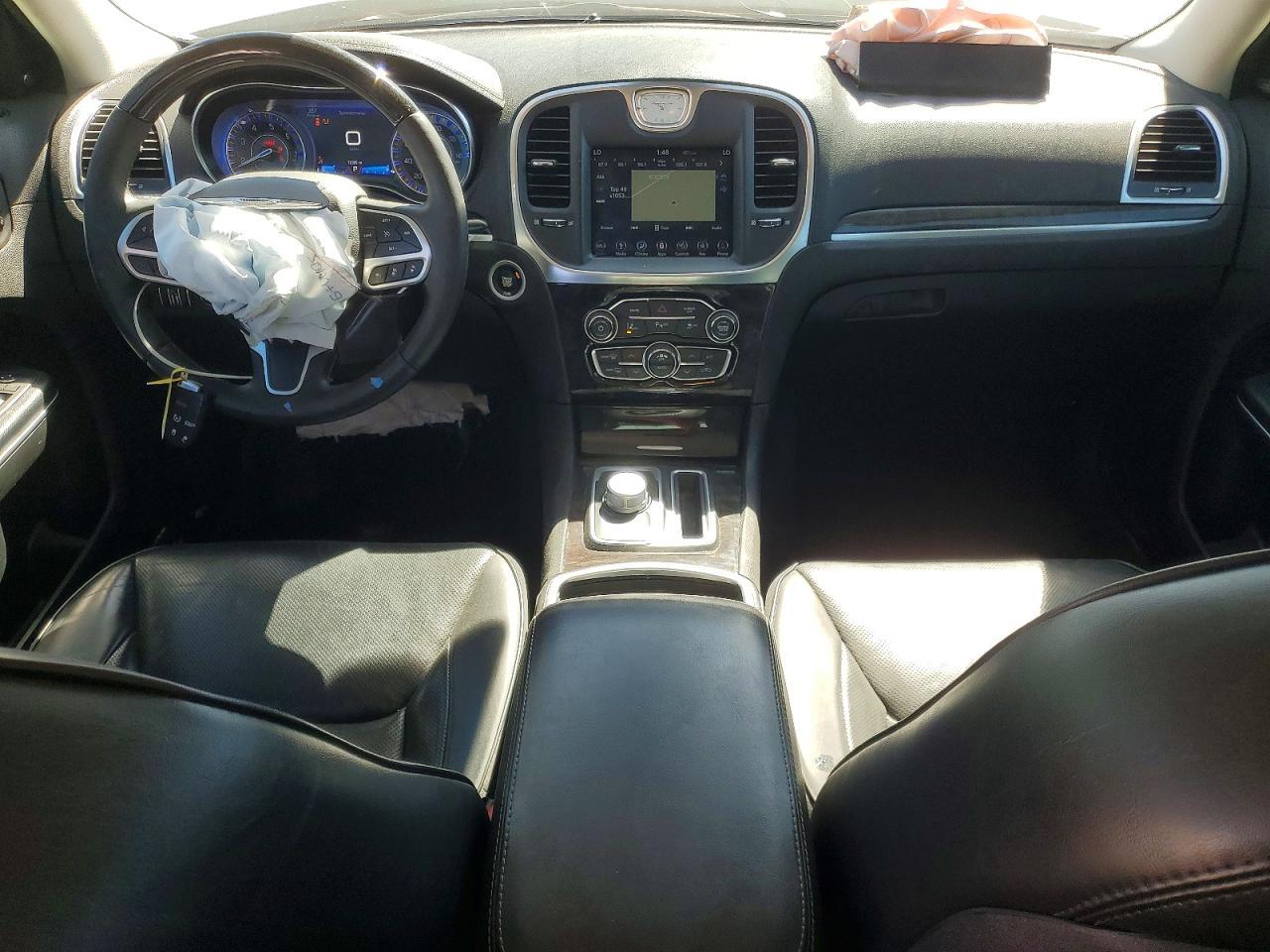 2018 CHRYSLER 300