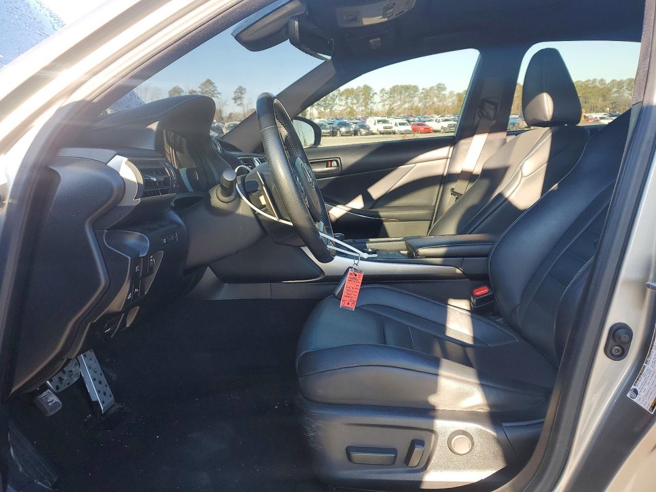 2019 LEXUS IS 300