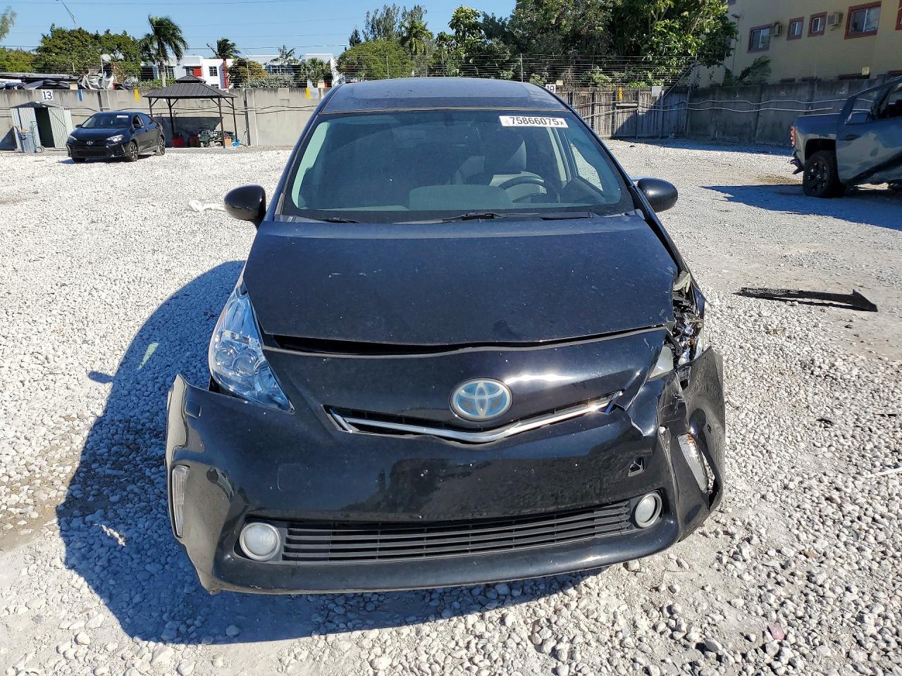 2012 TOYOTA PRIUS V