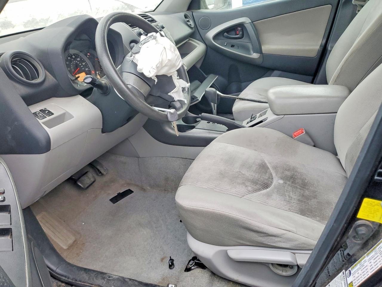 2011 TOYOTA RAV4