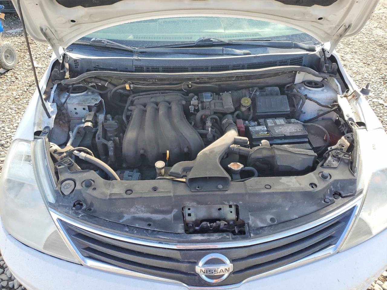 2012 NISSAN VERSA