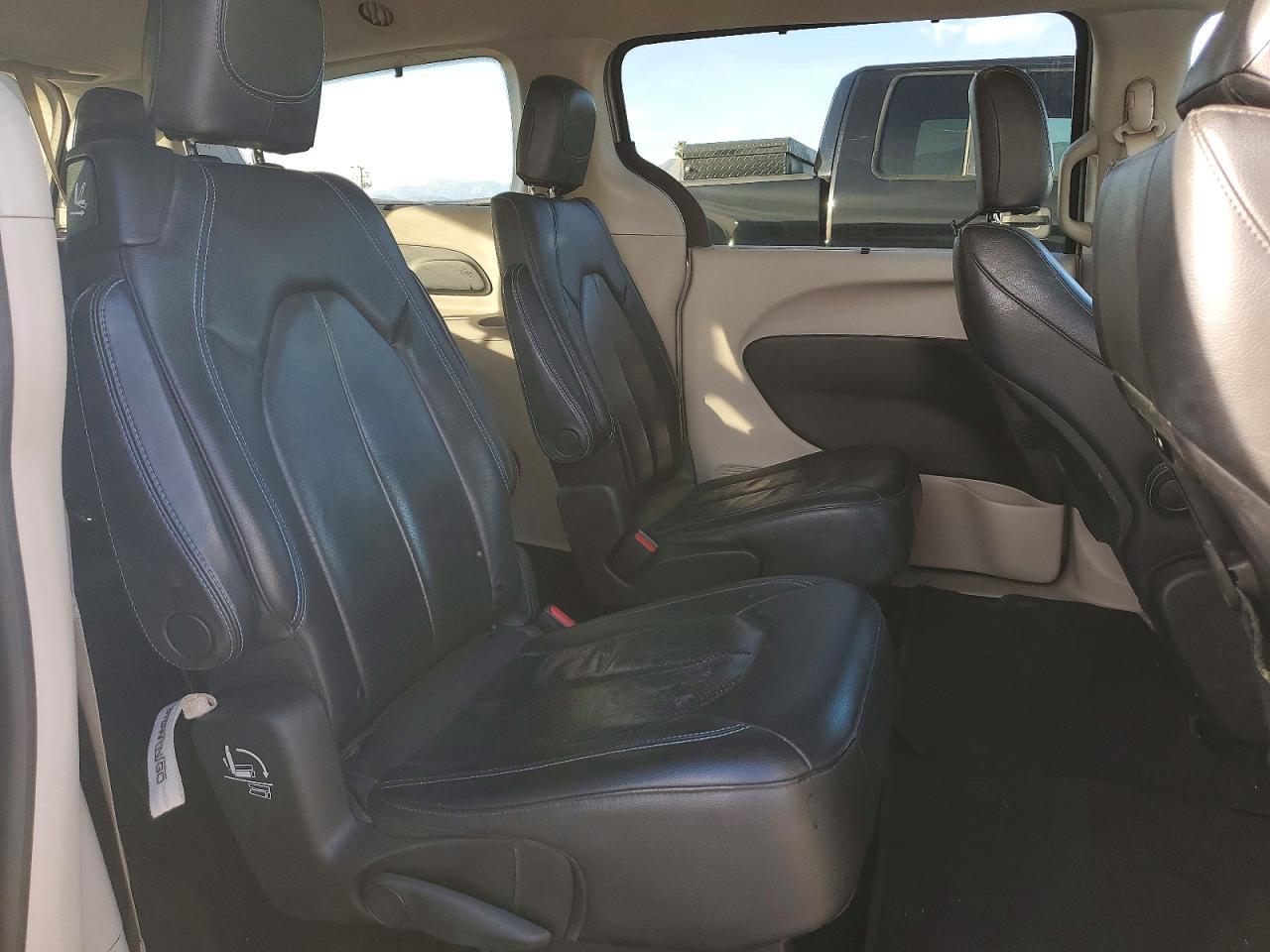 2021 CHRYSLER Pacifica