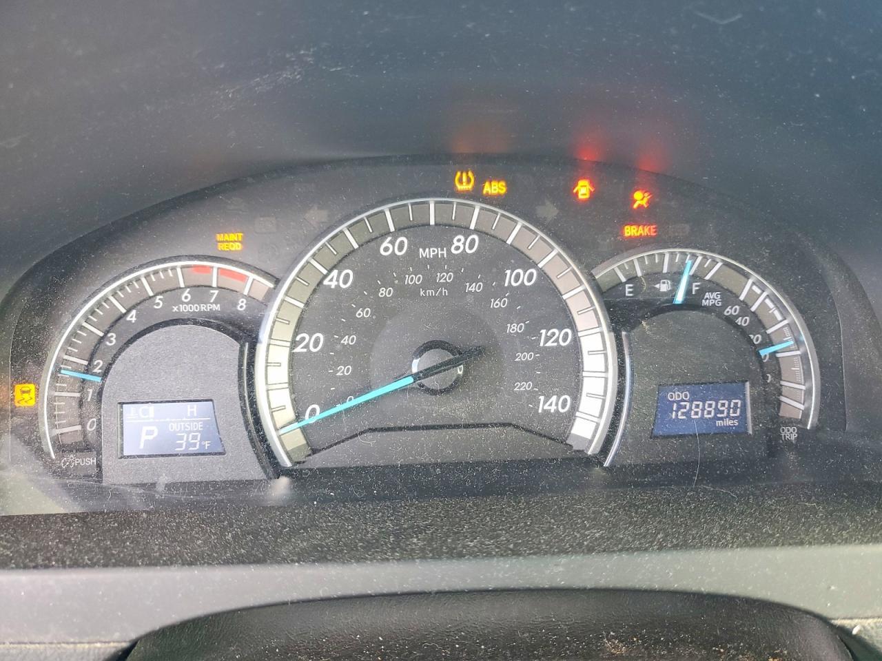 2014 TOYOTA CAMRY
