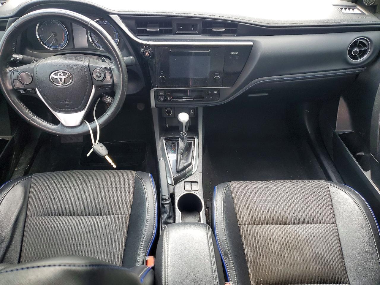 2017 TOYOTA COROLLA