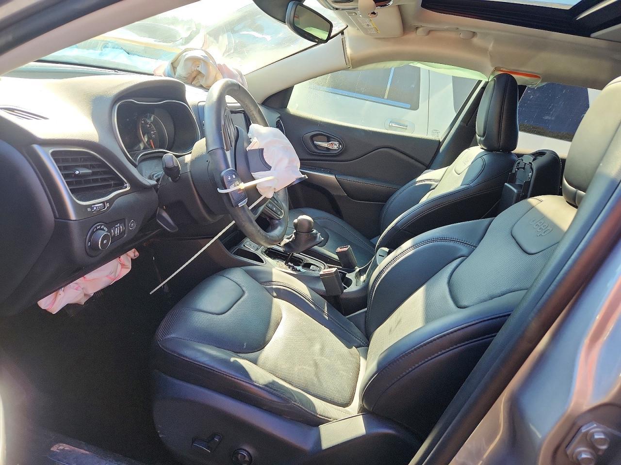 2019 JEEP CHEROKEE