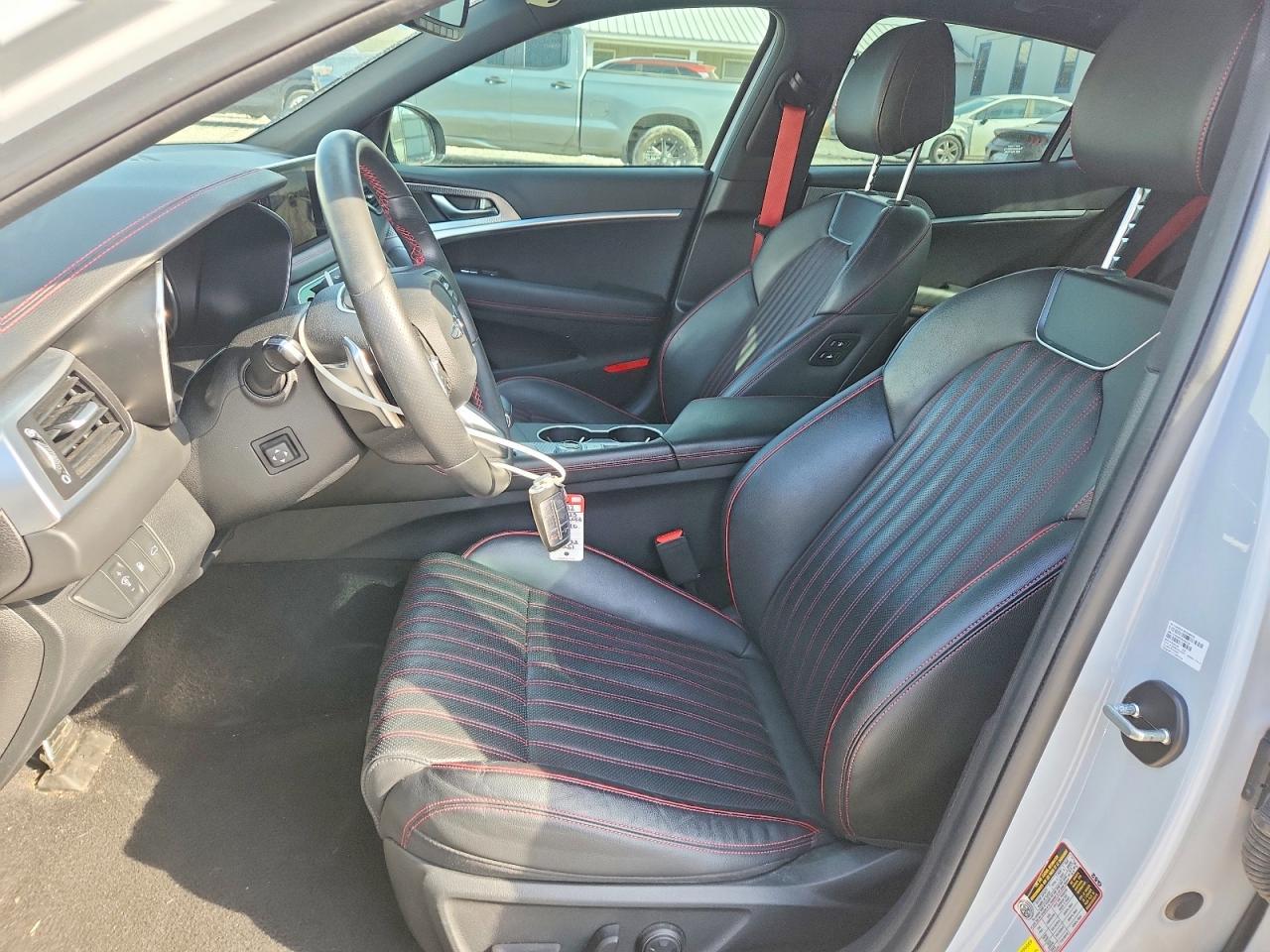 2023 GENESIS G70