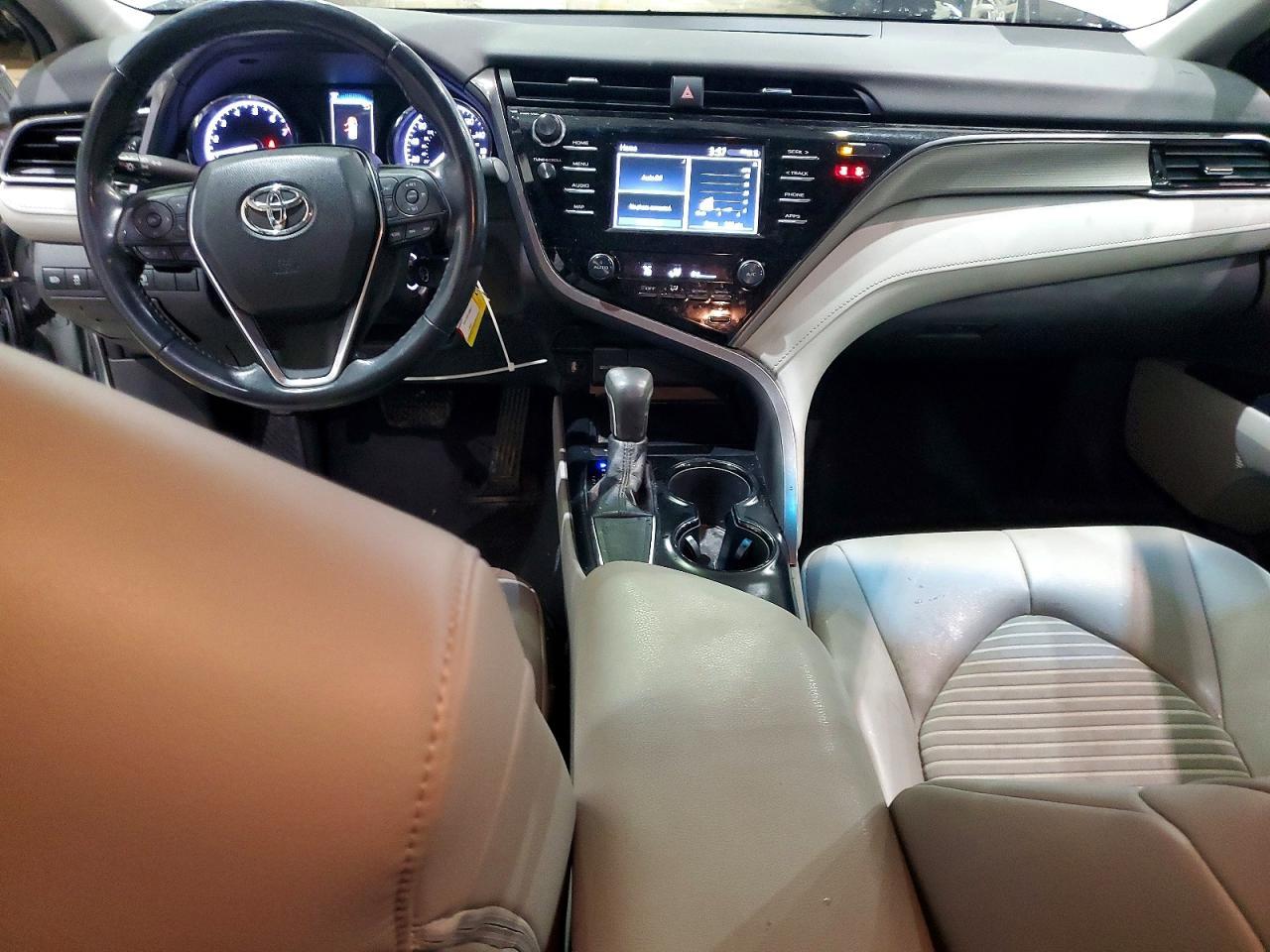 2019 TOYOTA CAMRY