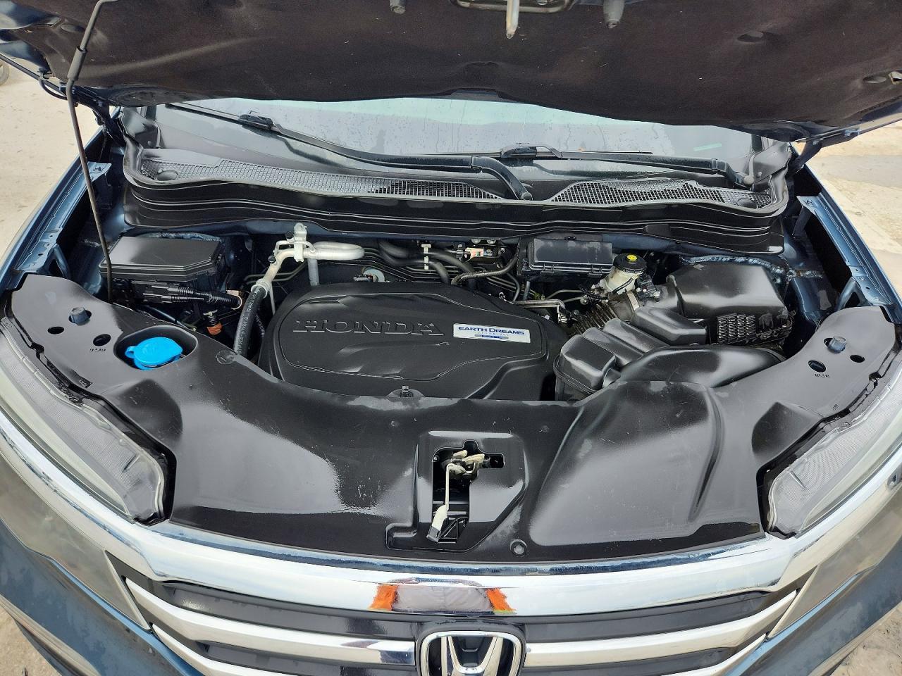 2016 HONDA PILOT