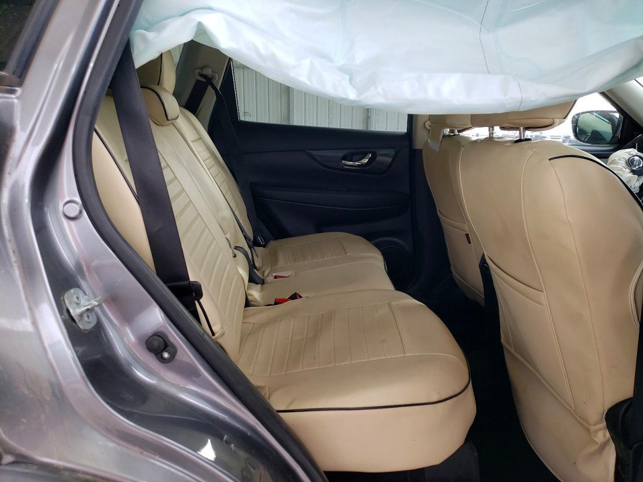 2017 NISSAN