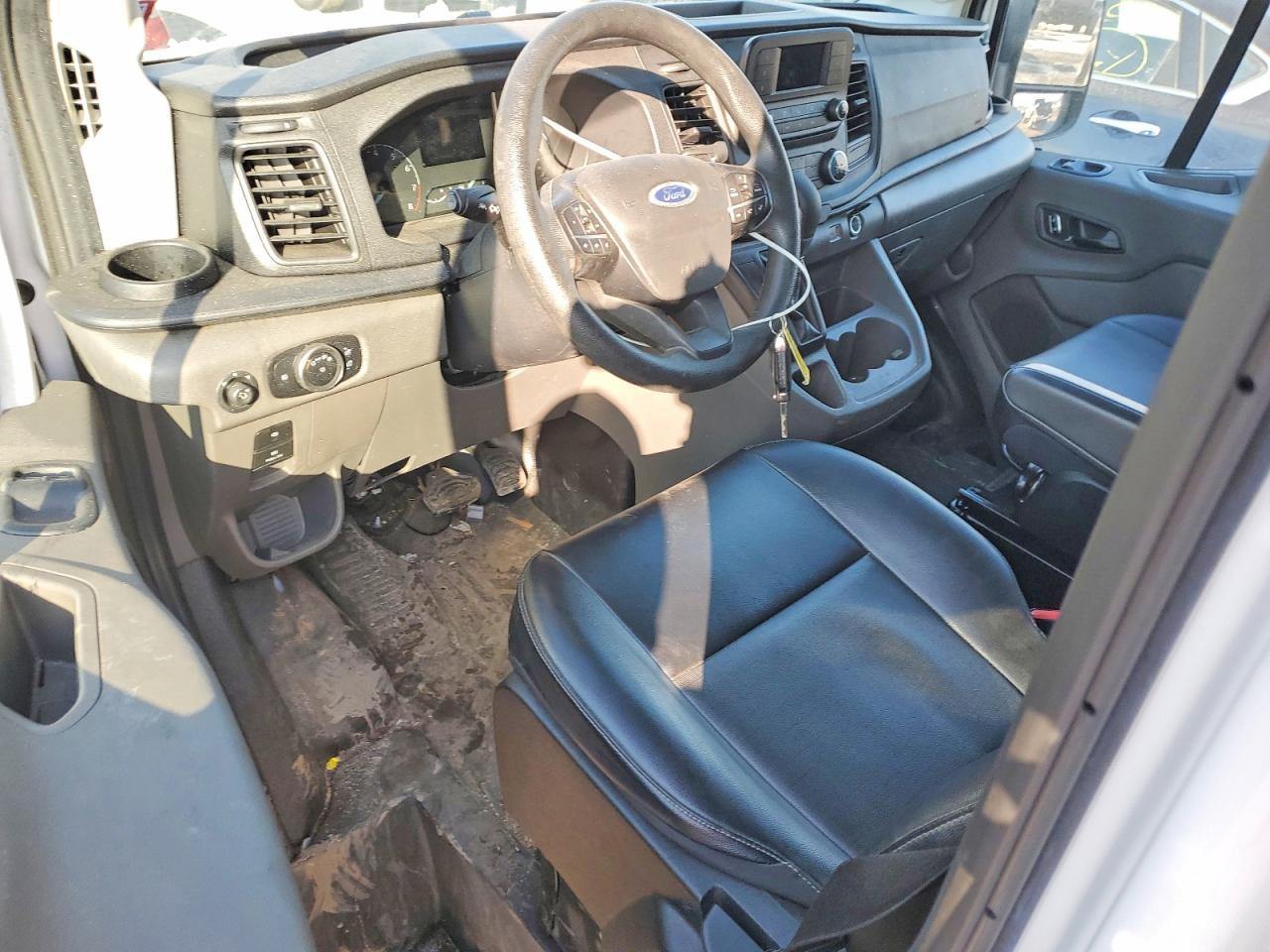 2023 FORD Transit