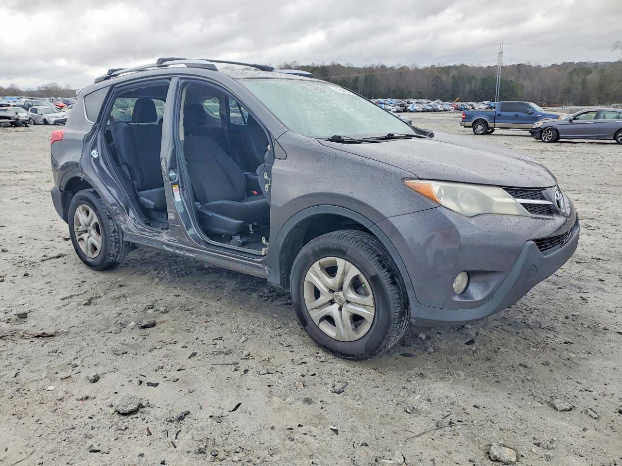 2015 TOYOTA RAV4