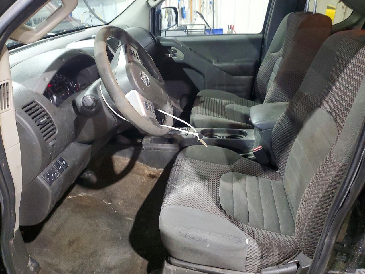2015 NISSAN Frontier