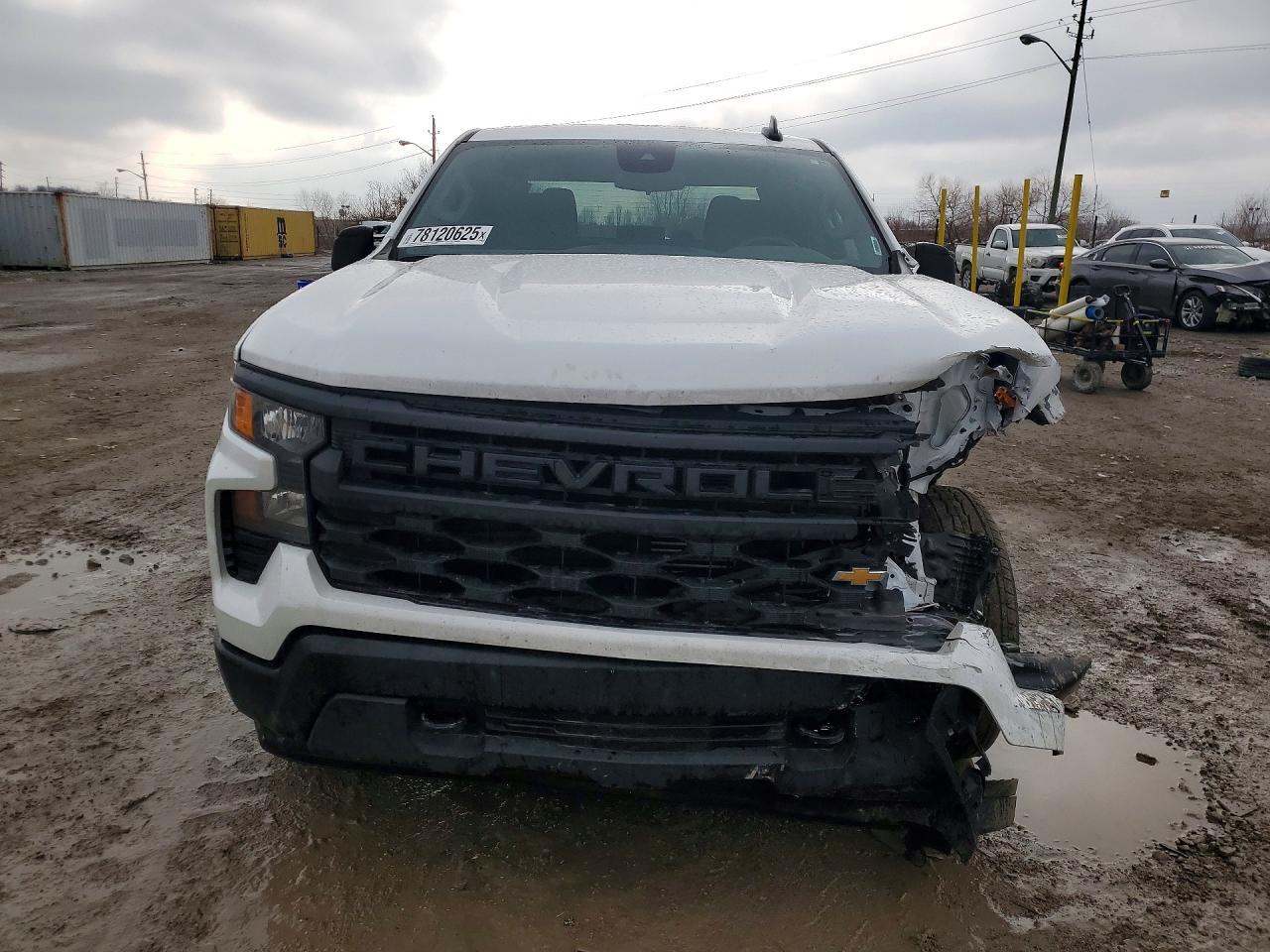 2024 CHEVROLET Silverado