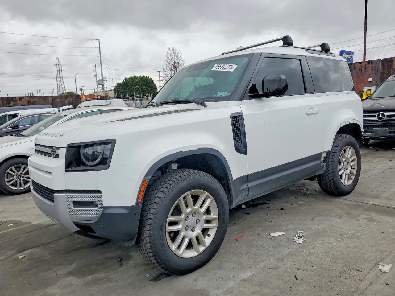 2024 LAND ROVER Defender
