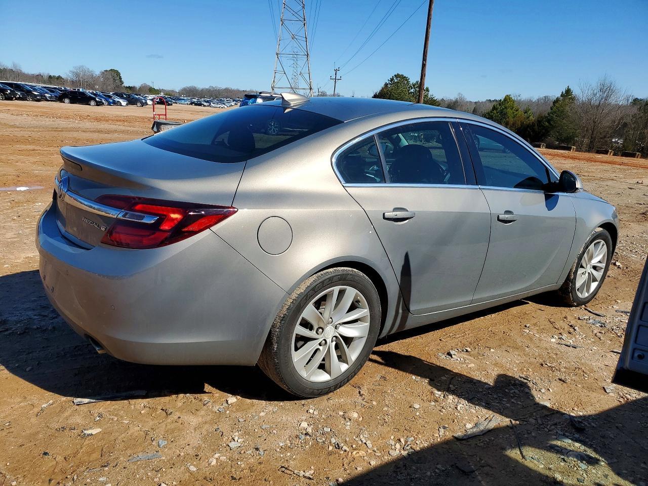 2017 BUICK Regal