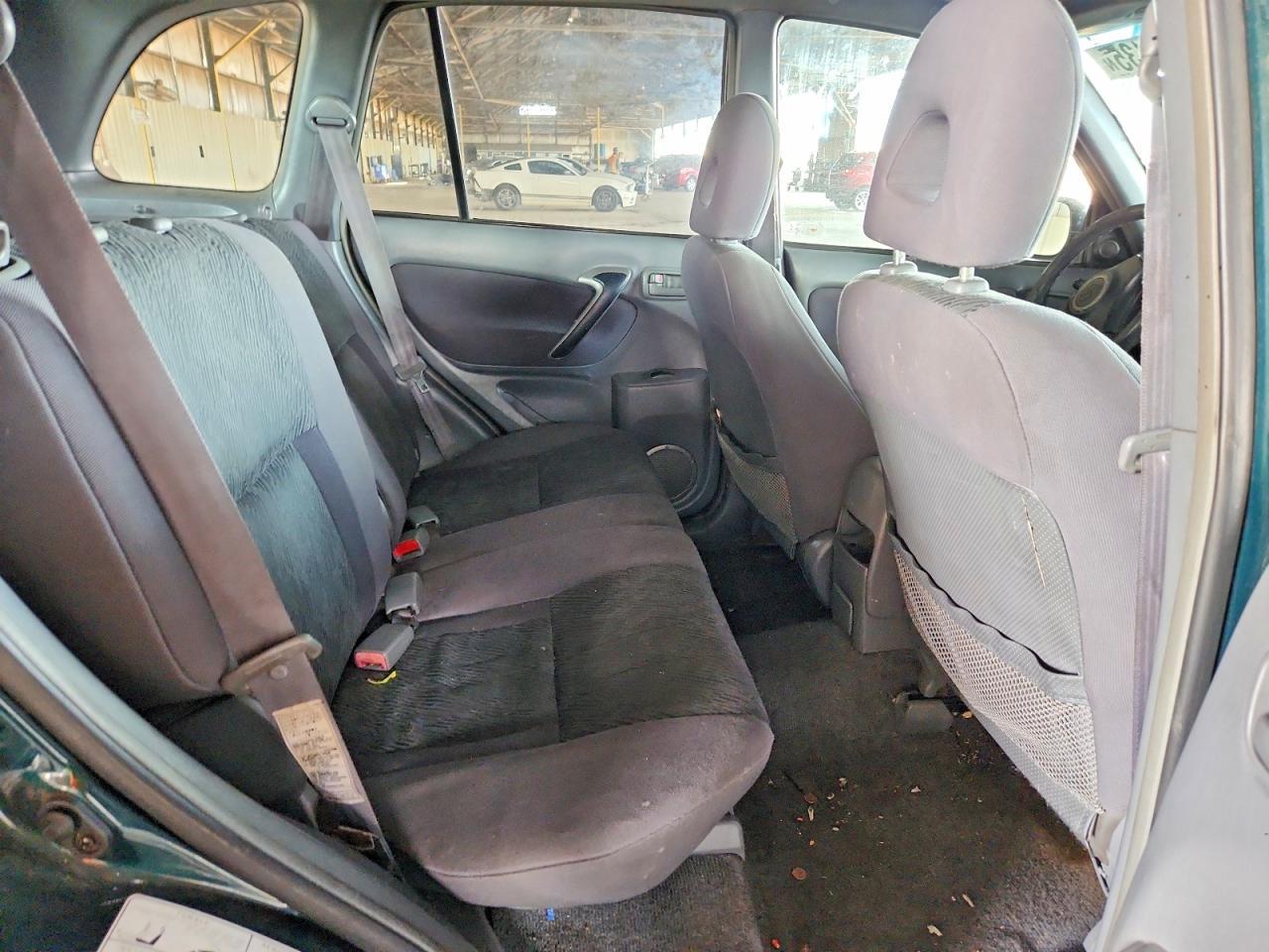 2002 TOYOTA RAV4