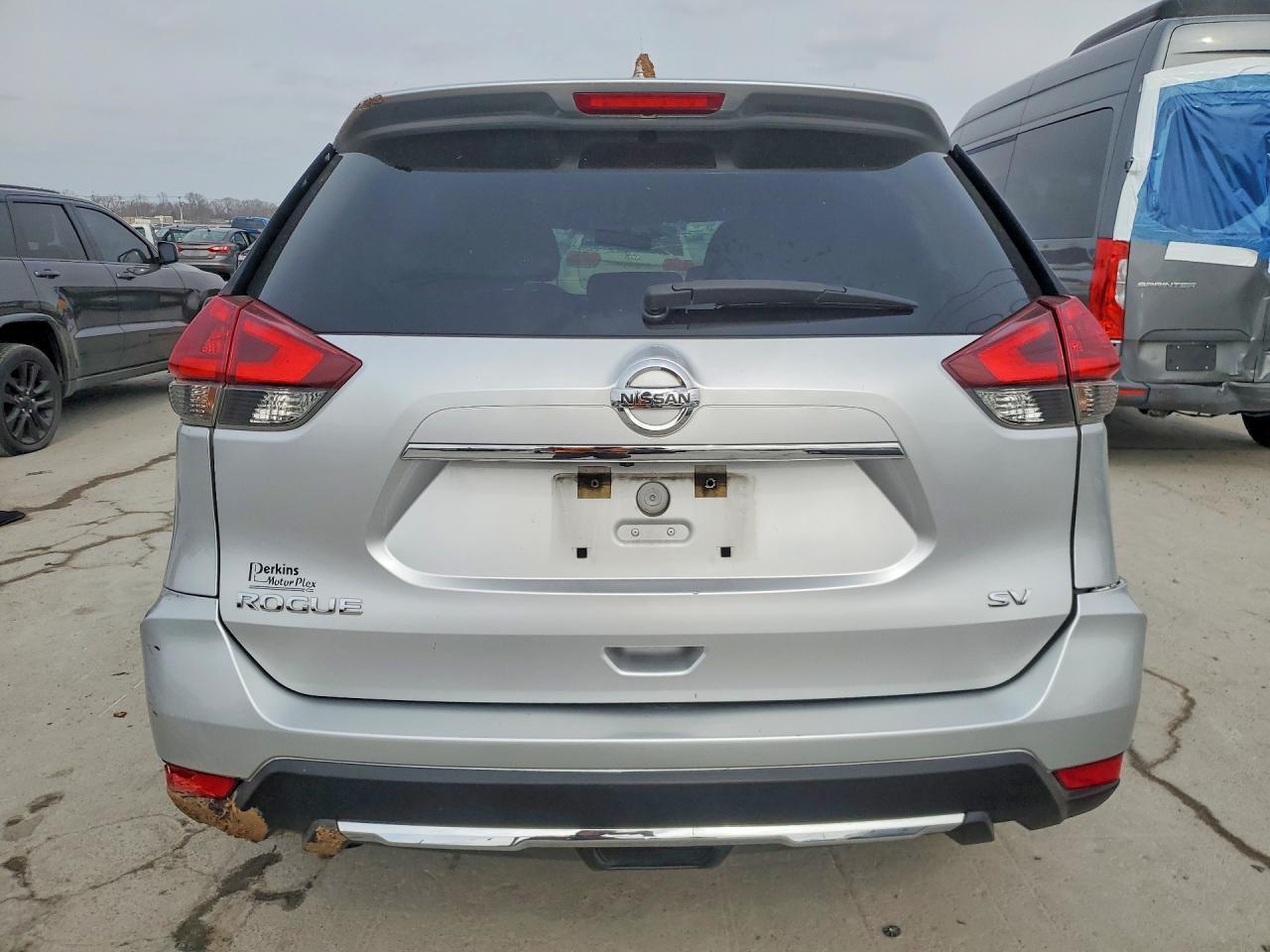 2018 NISSAN ROGUE