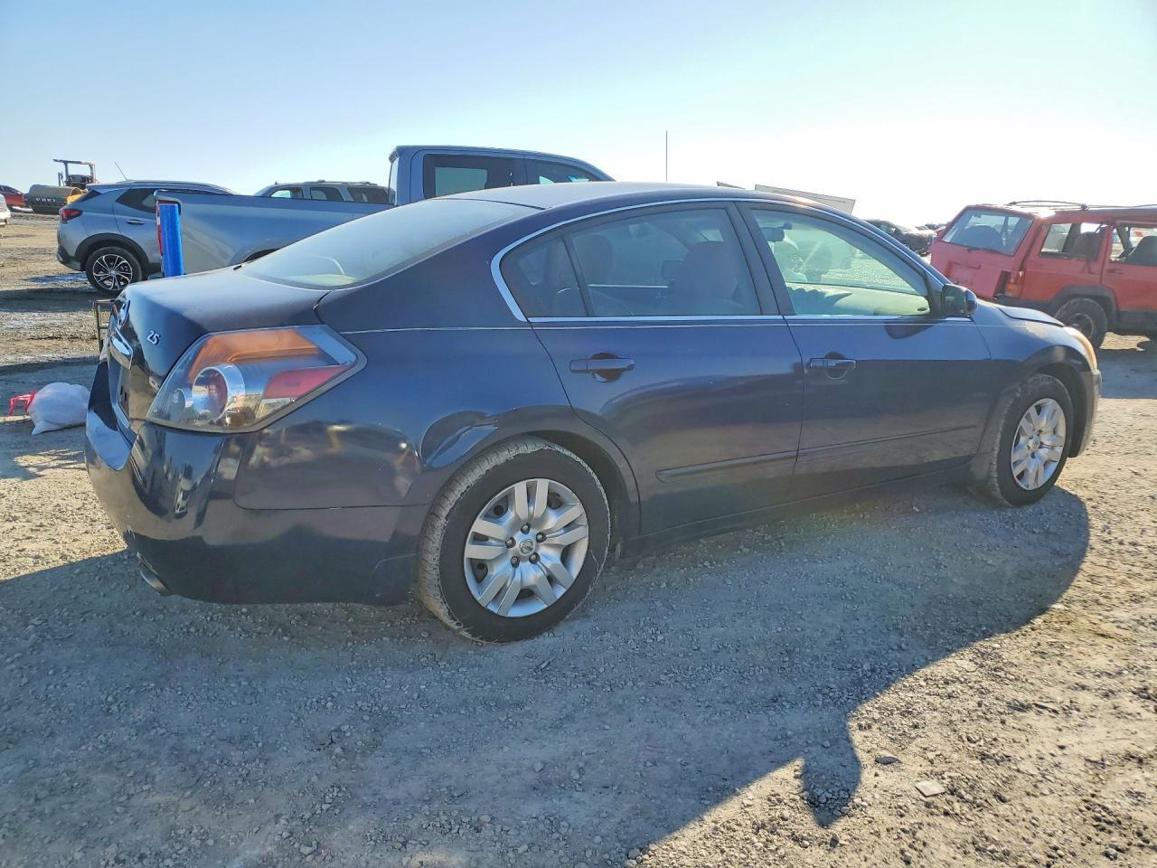 2010 NISSAN ALTIMA
