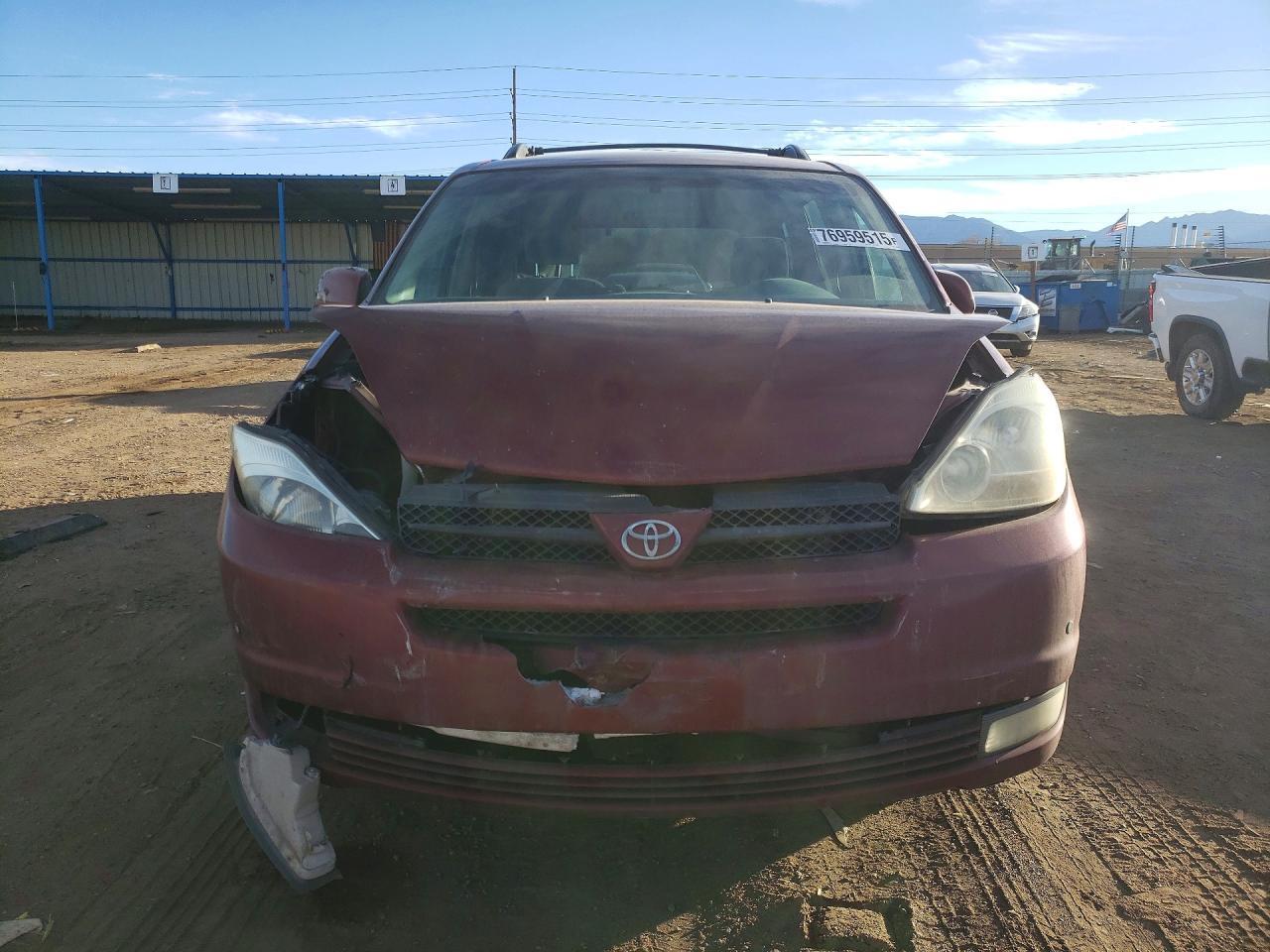 2005 TOYOTA SIENNA