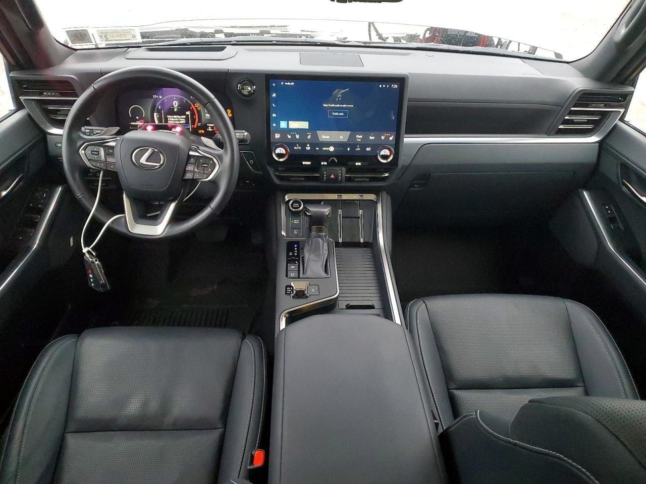 2025 LEXUS GX 550