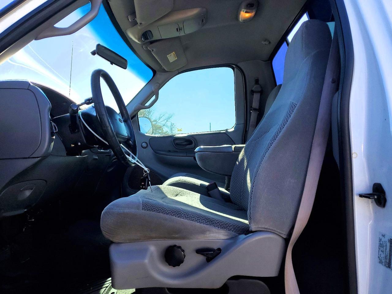 2000 FORD F-150