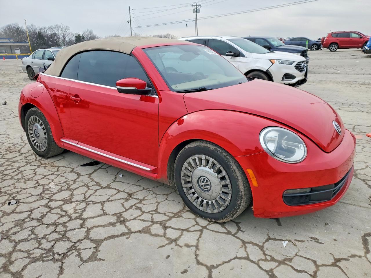 2016 VOLKSWAGEN Beetle