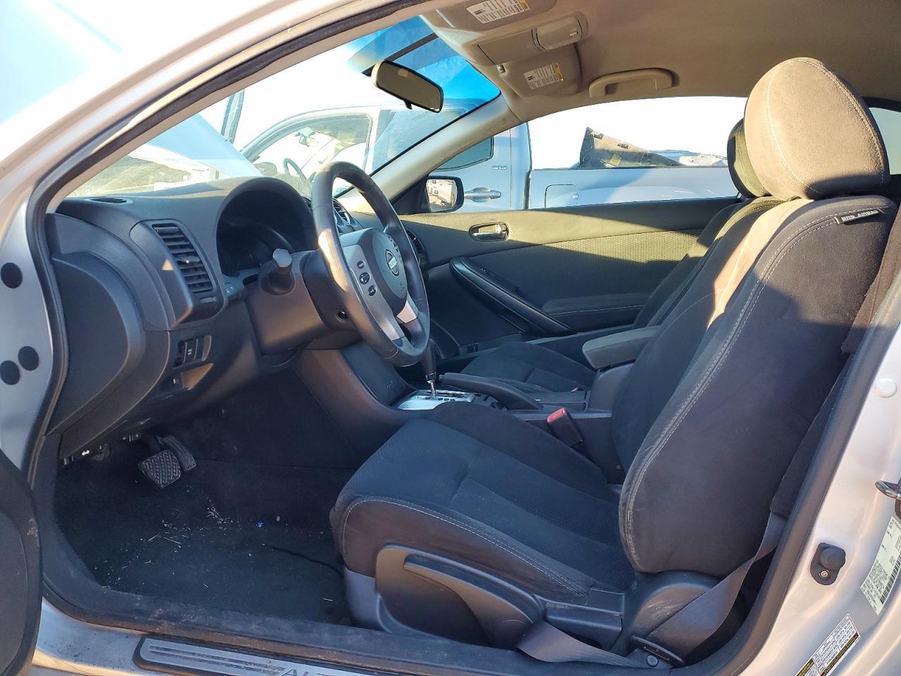 2010 NISSAN ALTIMA