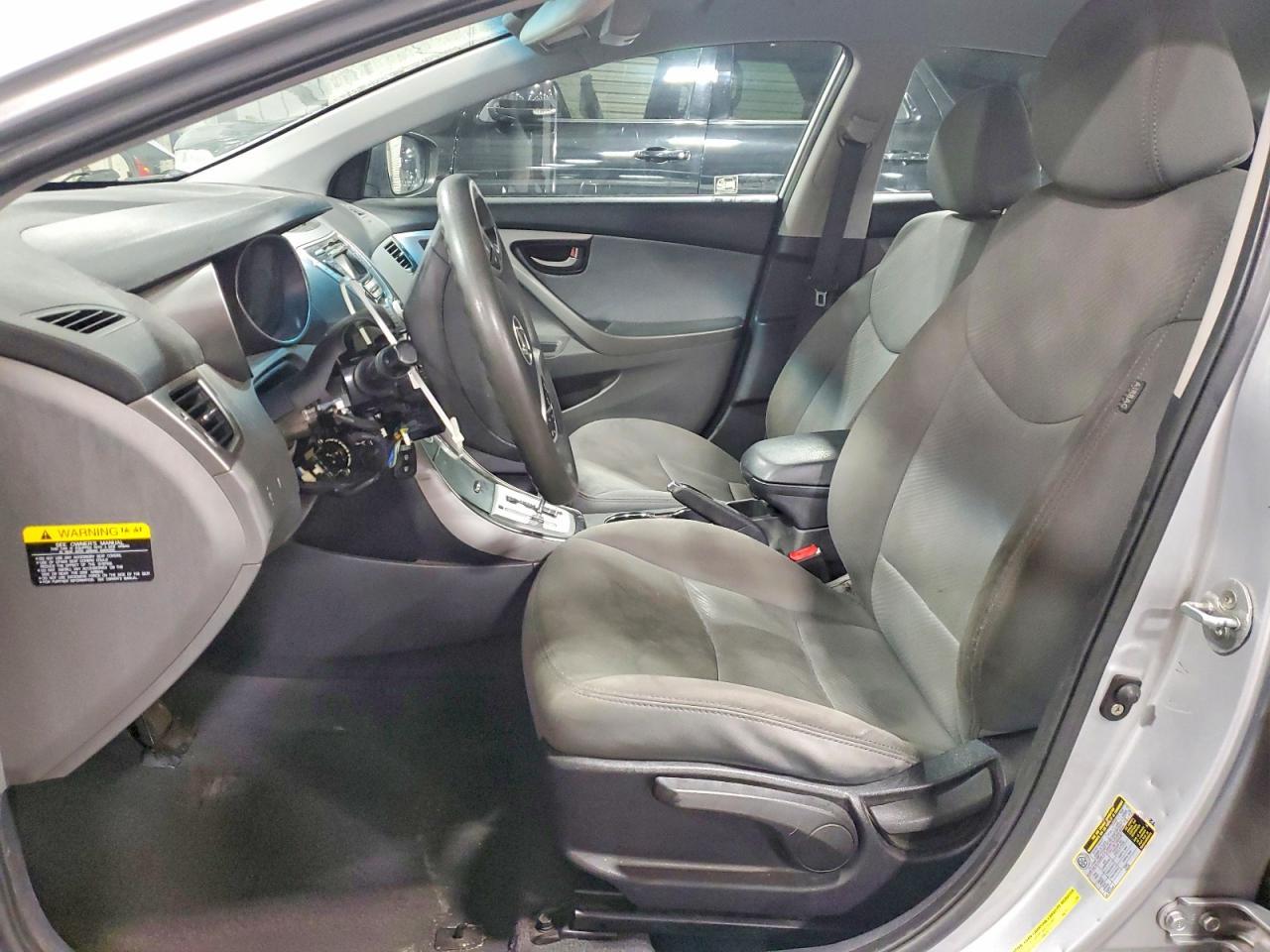 2011 HYUNDAI ELANTRA