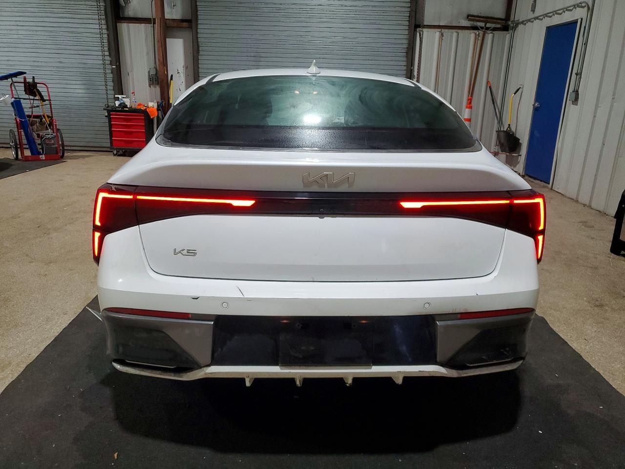 2025 KIA K5