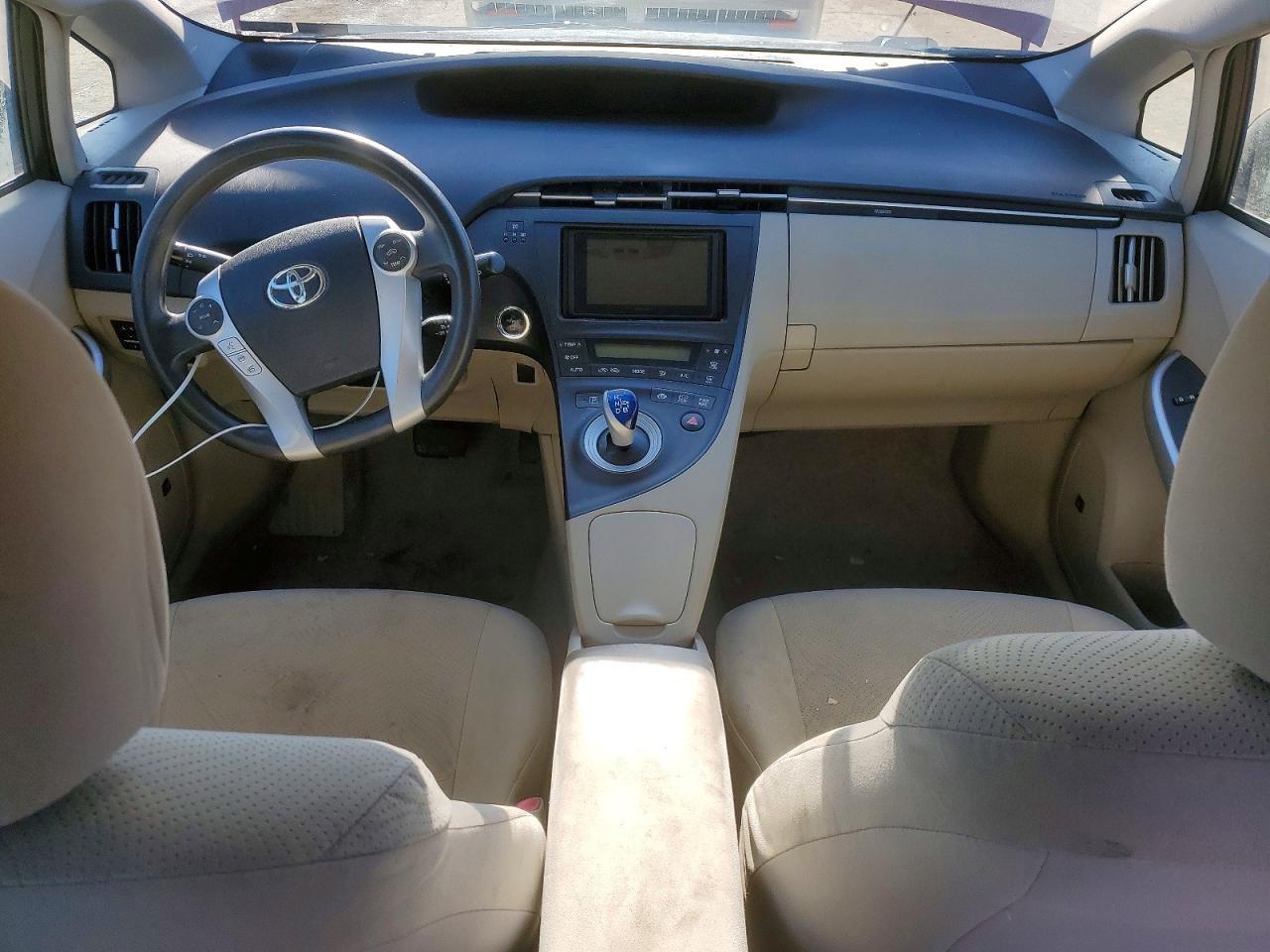 2010 TOYOTA PRIUS
