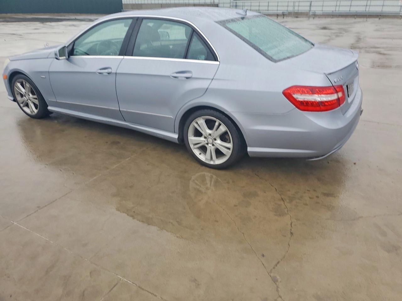 2012 MERCEDES-BENZ E-Class