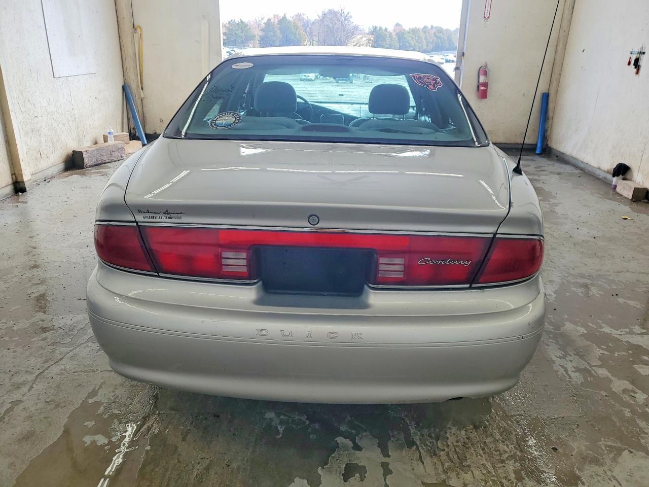 2004 BUICK Century