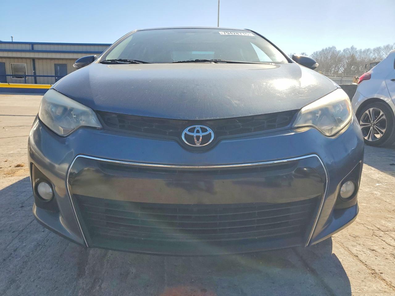 2015 TOYOTA COROLLA