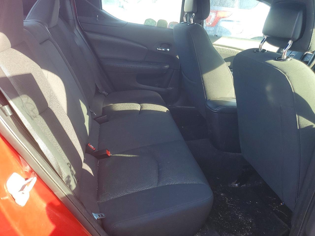 2012 DODGE Avenger