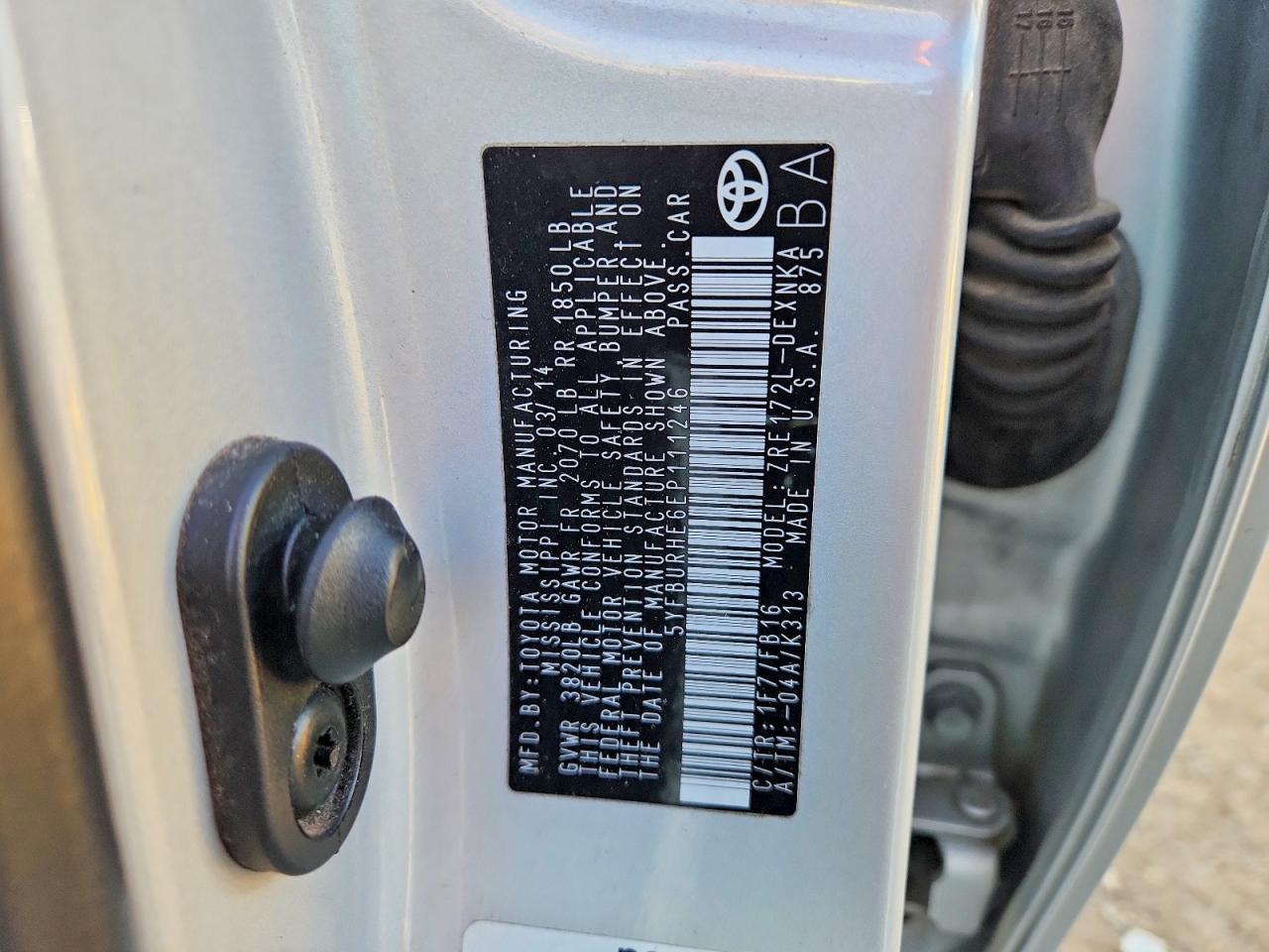 2014 TOYOTA COROLLA