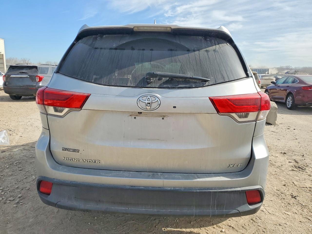 2019 TOYOTA HIGHLANDER
