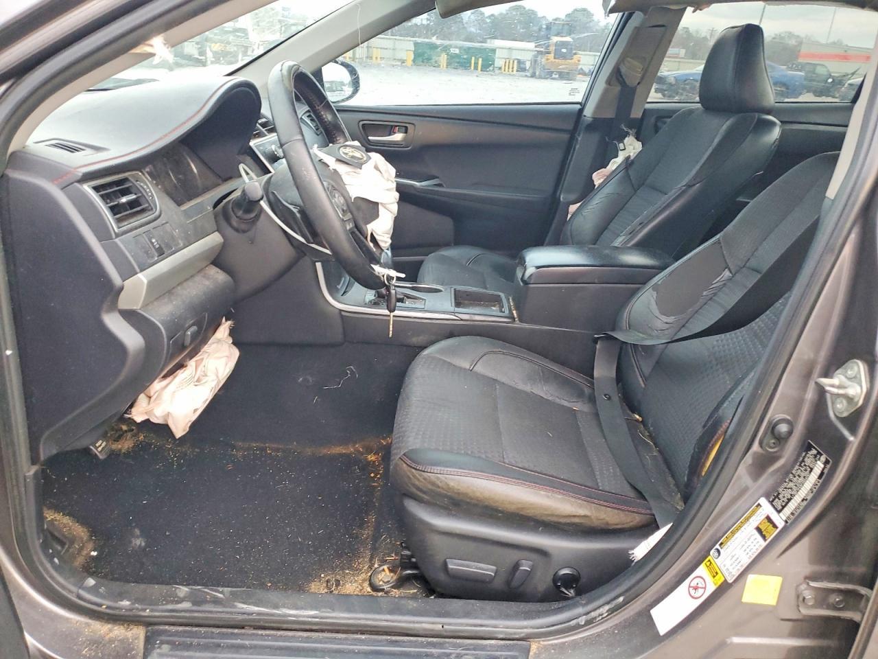 2015 TOYOTA CAMRY