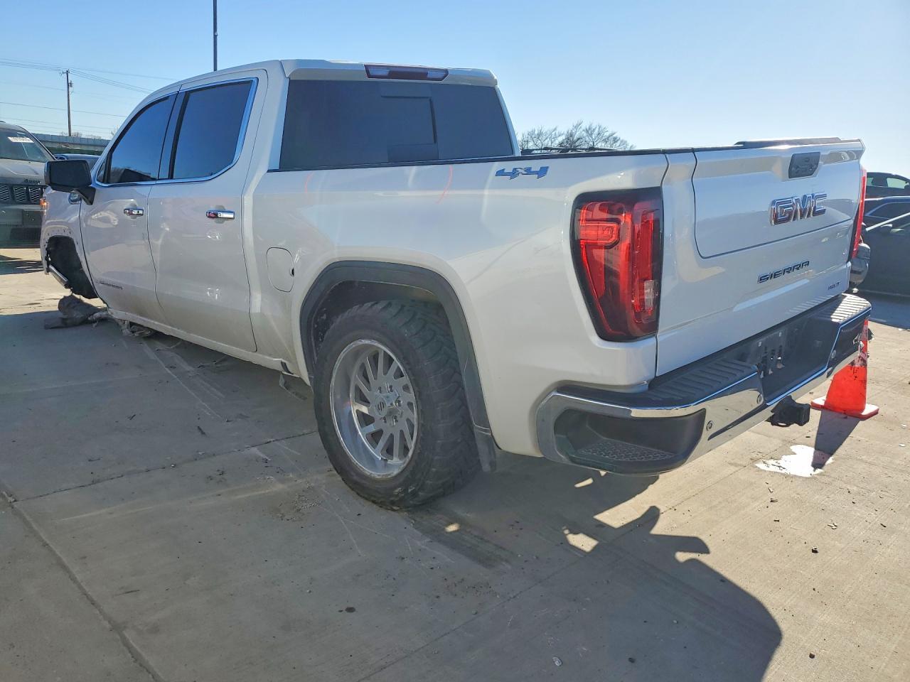 2020 GMC Sierra