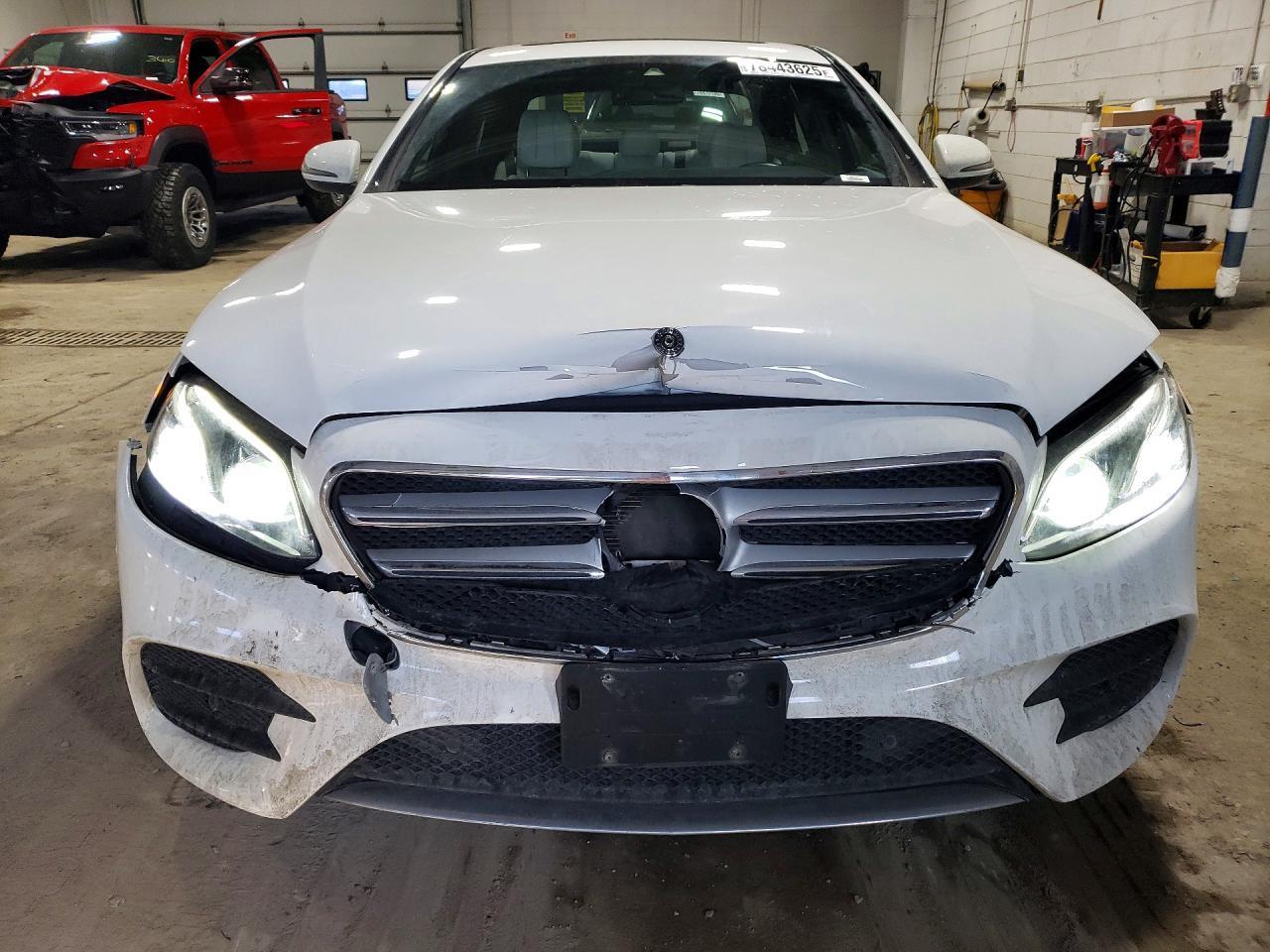 2017 MERCEDES-BENZ E-Class
