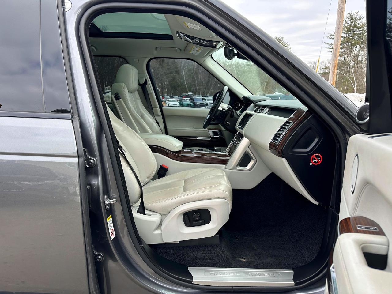 2017 LAND ROVER RANGE ROVER